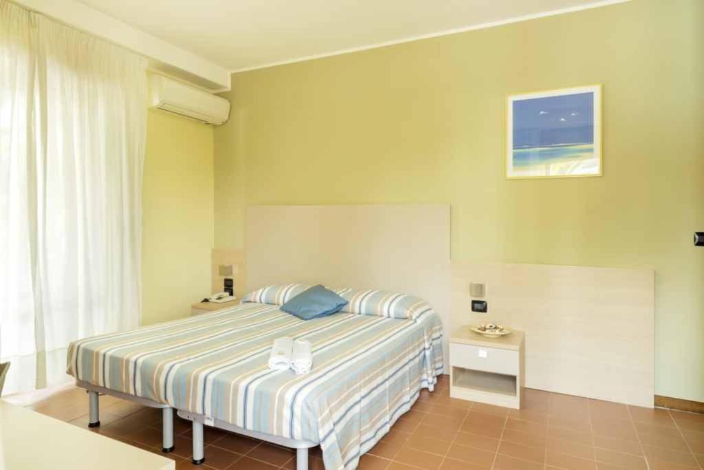 Hotel Blumen 圣贝内代托-德尔特龙托 外观 照片