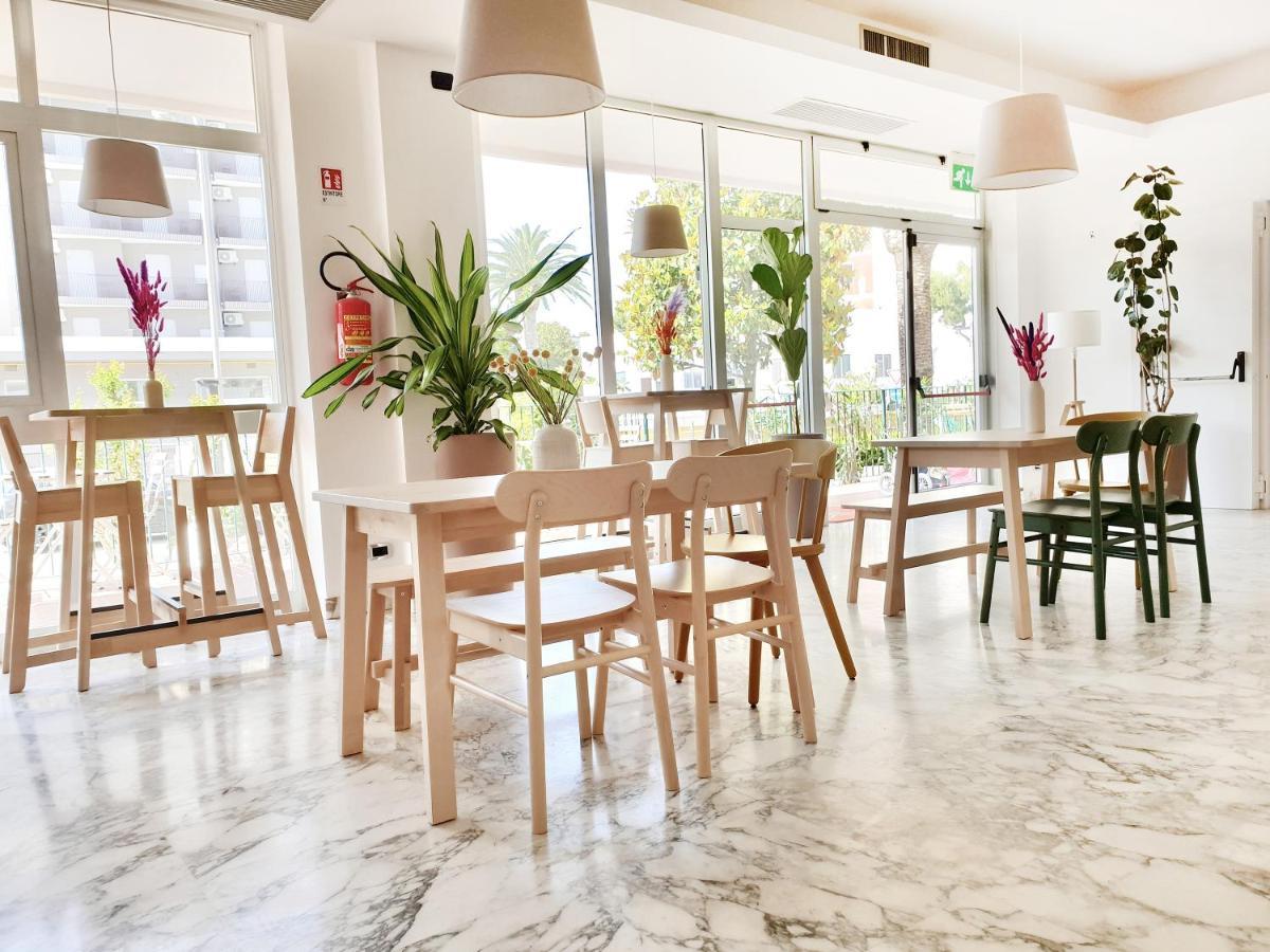 Hotel Blumen 圣贝内代托-德尔特龙托 外观 照片